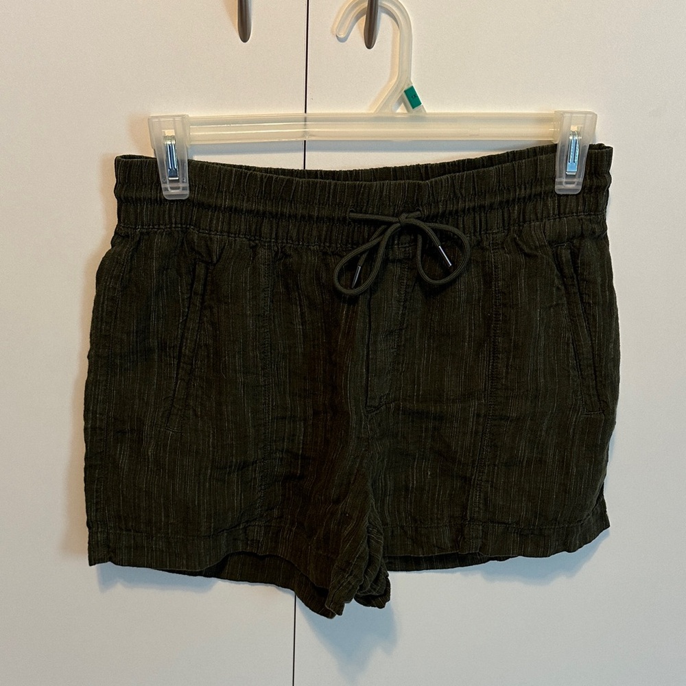 Athleta Dark Green Women's Cargo Shorts 100% linen